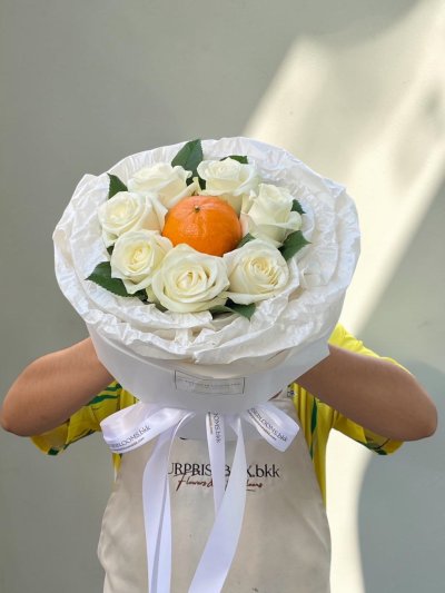 Orange 7 roses Bouquet
